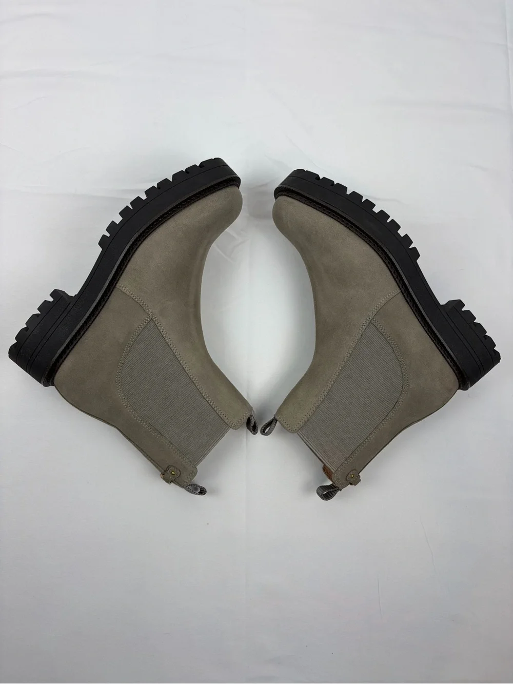 Sam Edelman Suede Leather Laguna Chelsea Boots Women’s 9 Grey Beige